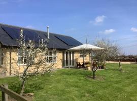 Orchard Cottage, Clematis cottages, Stamford. Accessible luxury home., feriehus i Stamford