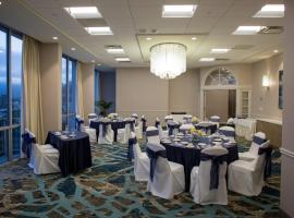 Crowne Plaza Ventura Beach by IHG, hotel in Ventura