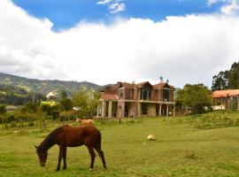 Hotel Campestre Villa Los Duraznos, rodinný hotel v destinaci Paipa