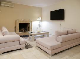 Perfect home for Relaxing, rental liburan di Artemida