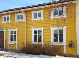 Holiday home ÖSTERSUND, קוטג' באוסטרסונד