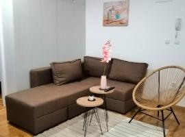 MB apartman, hotel v destinaci Obrenovac