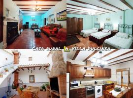 Casa rural Villa Dulcinea: Villalgordo del Jucar'da bir kulübe