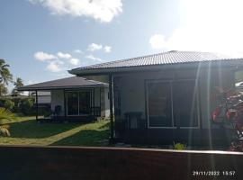 Rangi Pearl Lodge, villa in Avatoru