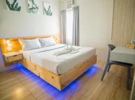 DLT Suites Boutique Hotel