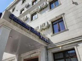 Summer Hotel