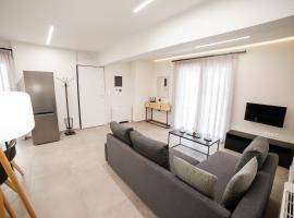 Athens Heart Luxury Flat – hotel w pobliżu miejsca Park Rozrywki Allou w Atenach