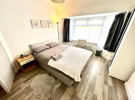 Comfortable Double Room for One Person, bed and breakfast en Hither Green