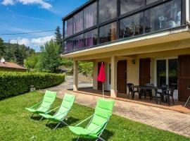 Gites en Cevennes "Chez Steloune", hotel i Génolhac