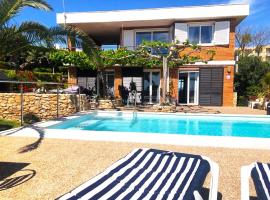 Villa Playa, hotel with parking in L'Ametlla de Mar