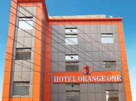 Hotel Orange One, hotel near Allama Iqbal International Airport - LHE, Lahore