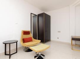 Hotel Le Figaro, hotel cerca de Aeropuerto Internacional de Duala - DLA, Douala