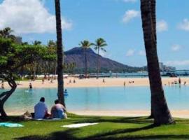 Ocean Front Amazing One bedroom condo, hotel a Honolulu