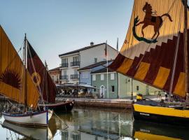 CasaDodici Boutique Hotel, khách sạn ở Cesenatico