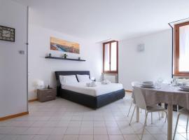 Love's nest a stone's throw from the arena, apartment in Verona