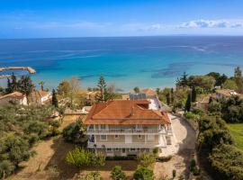 Swan Apartments, hotel cerca de Tsilivi Water Park, Zakynthos