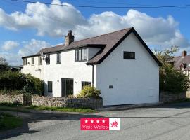 Ty Gwyn Holiday Cottage - Llanbedr Dyffryn Clwyd - Ruthin, holiday rental in llanbedr-dyffryn-clwyd