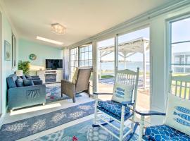 Refreshing Colonial Beach Vacation Rental!, hotel in Colonial Beach