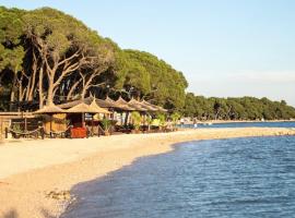 Apartment David, golf hotel in Biograd na Moru