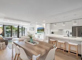 Peaceful riverside living, Noosa Heads