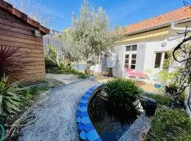 Maison Arcachon: proche centre, plage et parc. Terrasse ensoleillée, 2 mezzanines, animaux acceptés. - FR-1-433-101