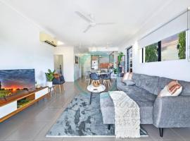 ZEN NOMAD 2-BR Nightcliff Apt Near Markets & Shops, holiday rental in Nightcliff