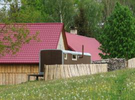 Maringotka na samotě na kozí farmě, loma-asunto kohteessa Poběžovice