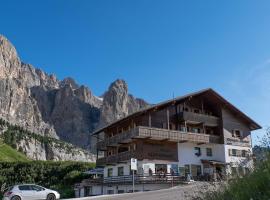 Rifugio Frara, pansion sa uslugom doručka u Selva di Val Gardeni