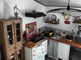 La Casita: Studio cosy indépendant de 25 m², familiehotel in Les Sables-dʼOlonne