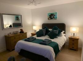 Cruachan Cabin, hotel with parking in Skeabost