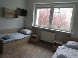 Dom Studencki Komenik, hotel v destinácii Leszno