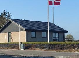 Fælleshuset Kirkebakken – hotel w mieście Otterup