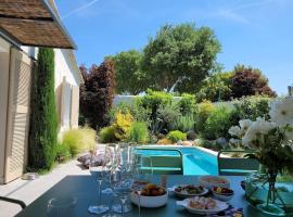 Magnifique Villa avec Piscine en Provence, ξενοδοχείο σε Verquières