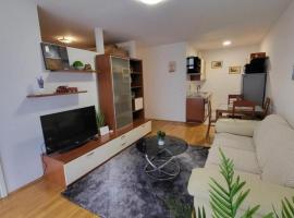 Apartment Tonci Vrbani, viešbutis Zagrebe, netoliese – Prekybos centras „Point“