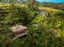 Nadi Nature Resort - Adults Only – luksusowy kemping w mieście Tabanan