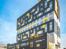 Yello Hotel Jambi, hotel v Jambi