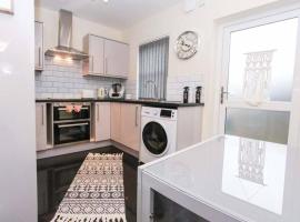 No25-Luxe Living Guest House- 2 Bed-WIFI-Free Parking-City- Beach, pensionat i Swansea