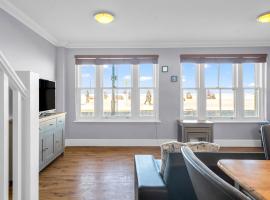 Pass the Keys Sunset Cottage Luxury Home On The Seafront, hotel a Herne Bay