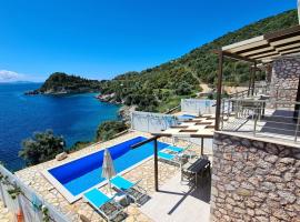 Amousso Beach Villas, biệt thự ở Marantochori