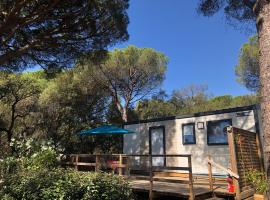 Camping de Parpaillon, hotel v destinaci Roquebrune-sur Argens