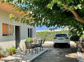 Agrabeli Cottage in Platanos, villa em Plátanos