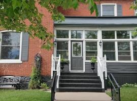 Colborne Bed and Breakfast, hotell nära Bayfield Community Centre, Goderich