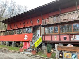 Chata Korenný vrch Pezinská Baba, hotel en Pezinok