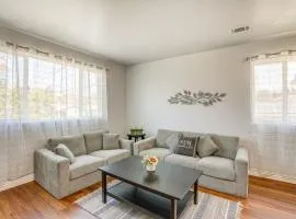 Sunny Oakland Vacation Rental - 6 Mi to Downtown
