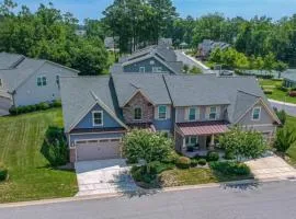 Forest Landing, Sleeps 10, pool