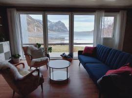 Gårdsopphold midt i Lofoten, apartment in Slydalen