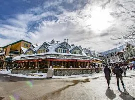 Fitzsimmons C - Private Sauna, Located in the Heart of Whistler Village