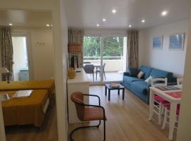 Résidence Vacances Royal Park - Appartement T2 avec Terrasse Vue Piscine - 300M Plage de La Baule, apartment in La Baule