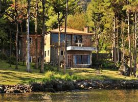 Inlaquesh Villa Atitlán, majake sihtkohas Cerro de Oro