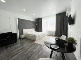 Апартаменты в элитном доме.，位于巴甫洛达尔的酒店